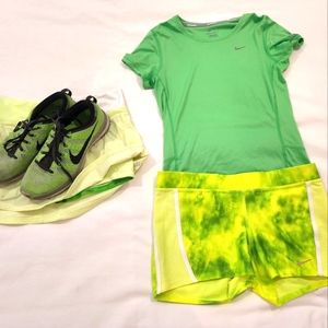 2 outfits- Lululemon / Nike